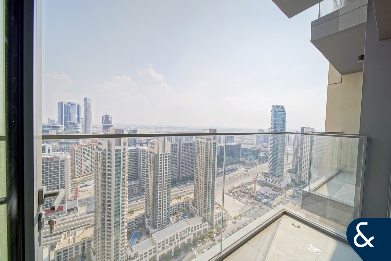 2 Bedrooms | Balcony | Vacant March