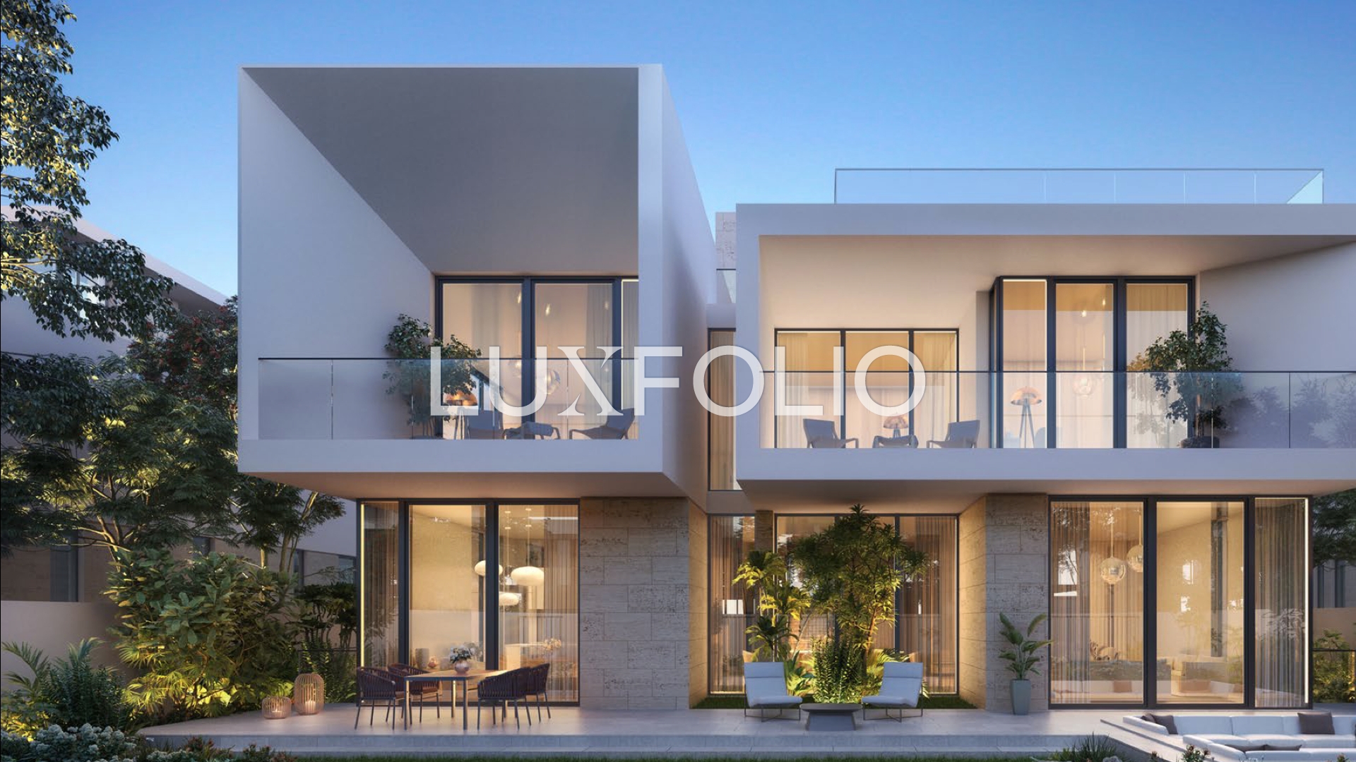 LARGE PLOT - GREAT LOCATION - PREMIUM COMMUNITY