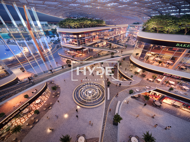 Bulk Retail Store on Boulevard | Q1 2027