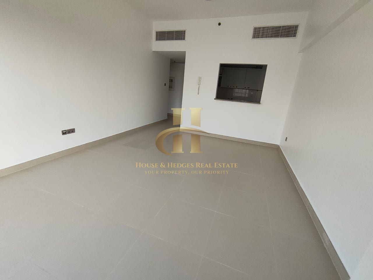 High Floor | Kitchen Appliances | Unfurnished