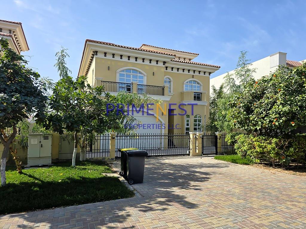 PRIVATE POOL | VACANT | PREMIUM LOCATION