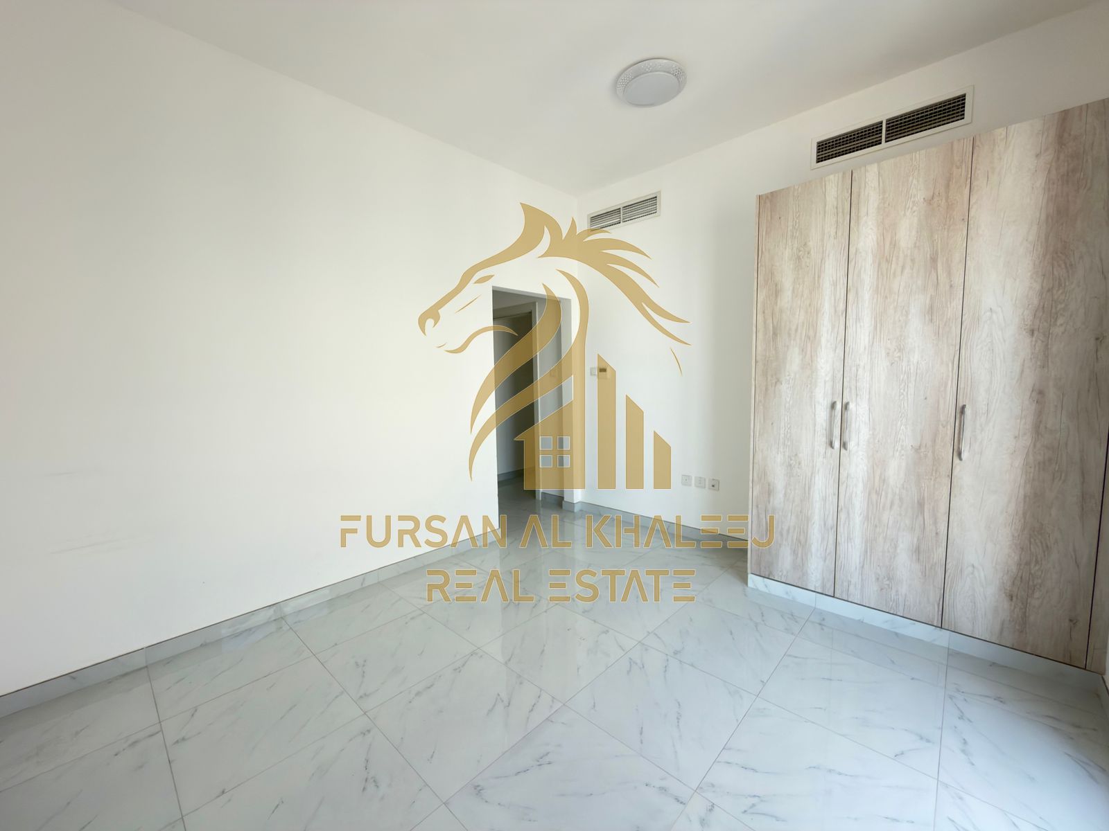 Maintained | Family Friendly | Direct Access to Airport and E311 Road