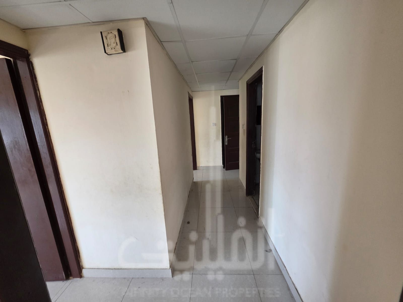 40 days free// no administration charges // 1bhk with close hall and free parking area outside