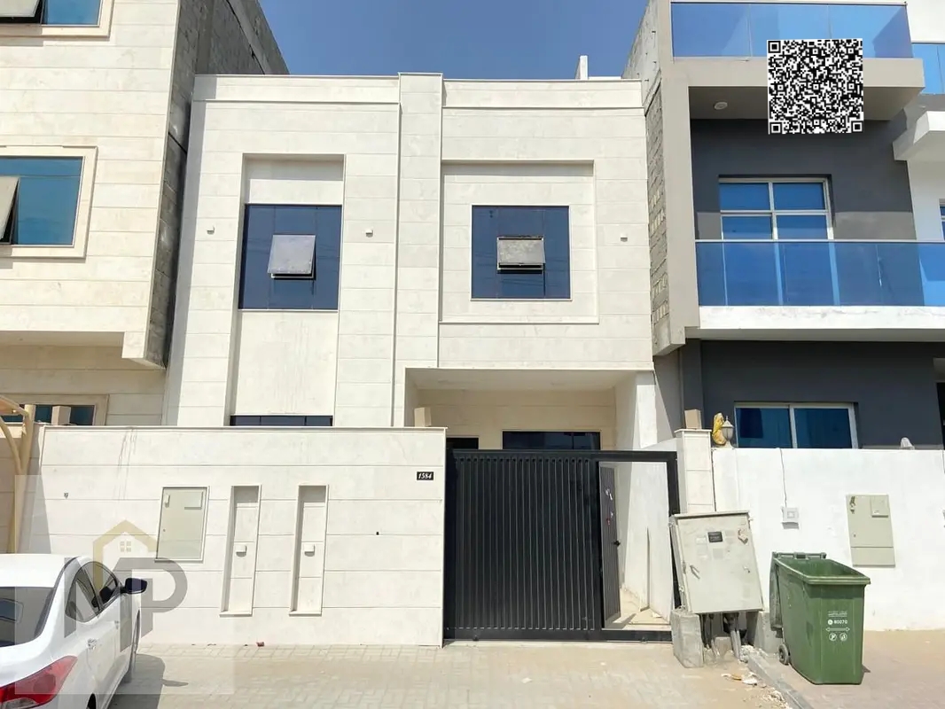 Stunning luxury townhouse villa for sale in Al Yasmin | 5 bedrooms + majlis and living room | Super deluxe finishing | Private entrance and parking |
