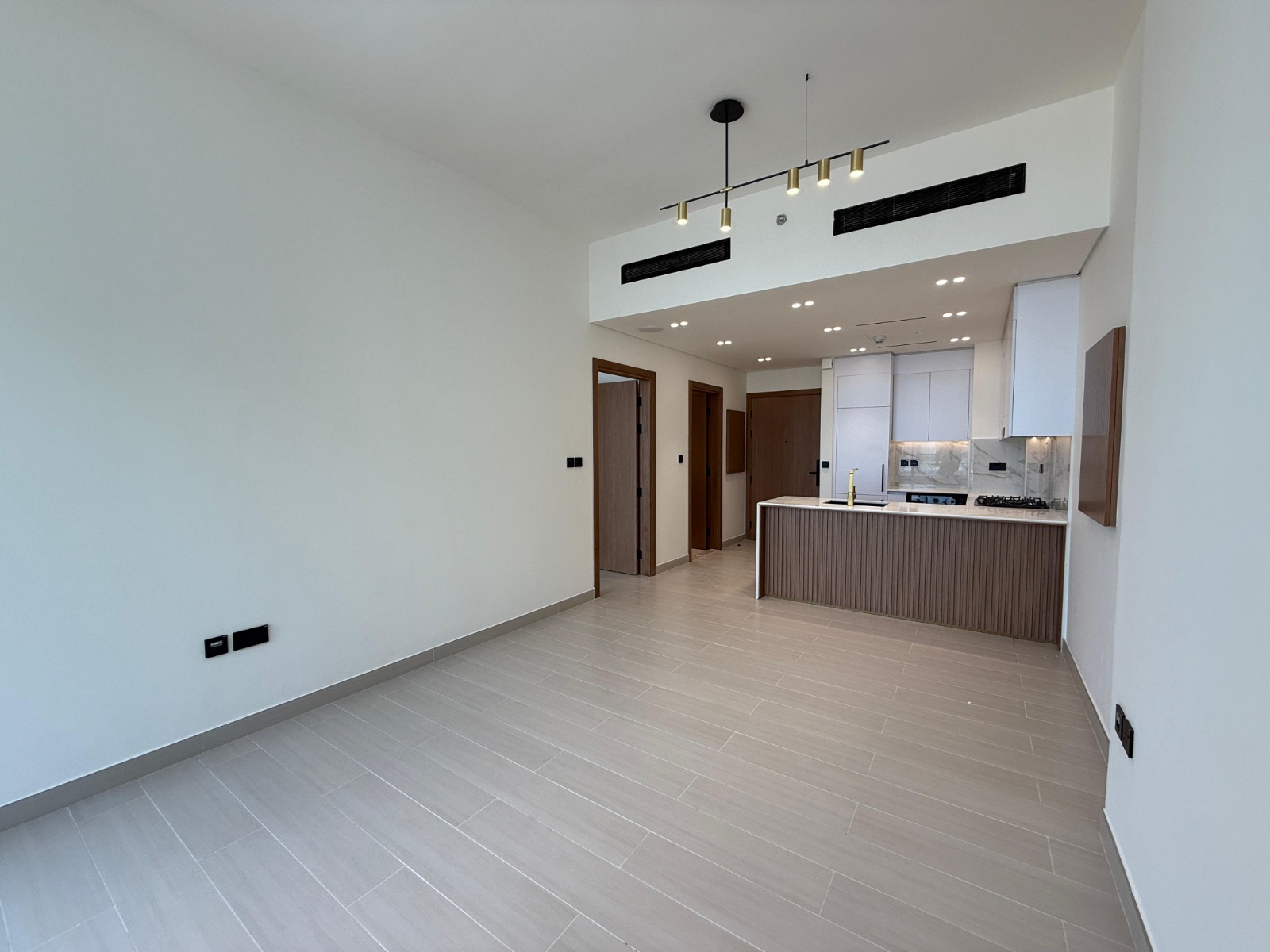 Brand New | Community view | Mid floor
