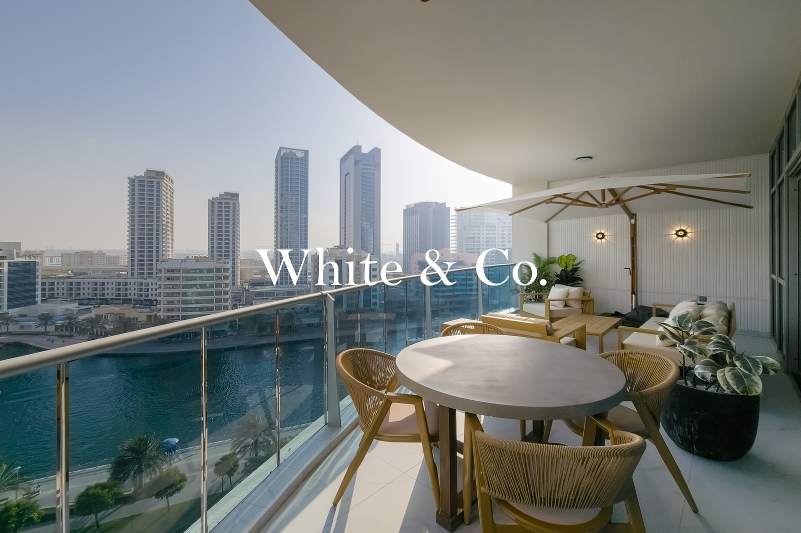 Ultra-Luxury Apartment | Architectural Focus | Marina Views