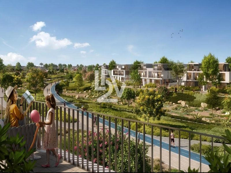EXCLUSIVE | BACKING BIGGEST PARK | 3597 PLOT