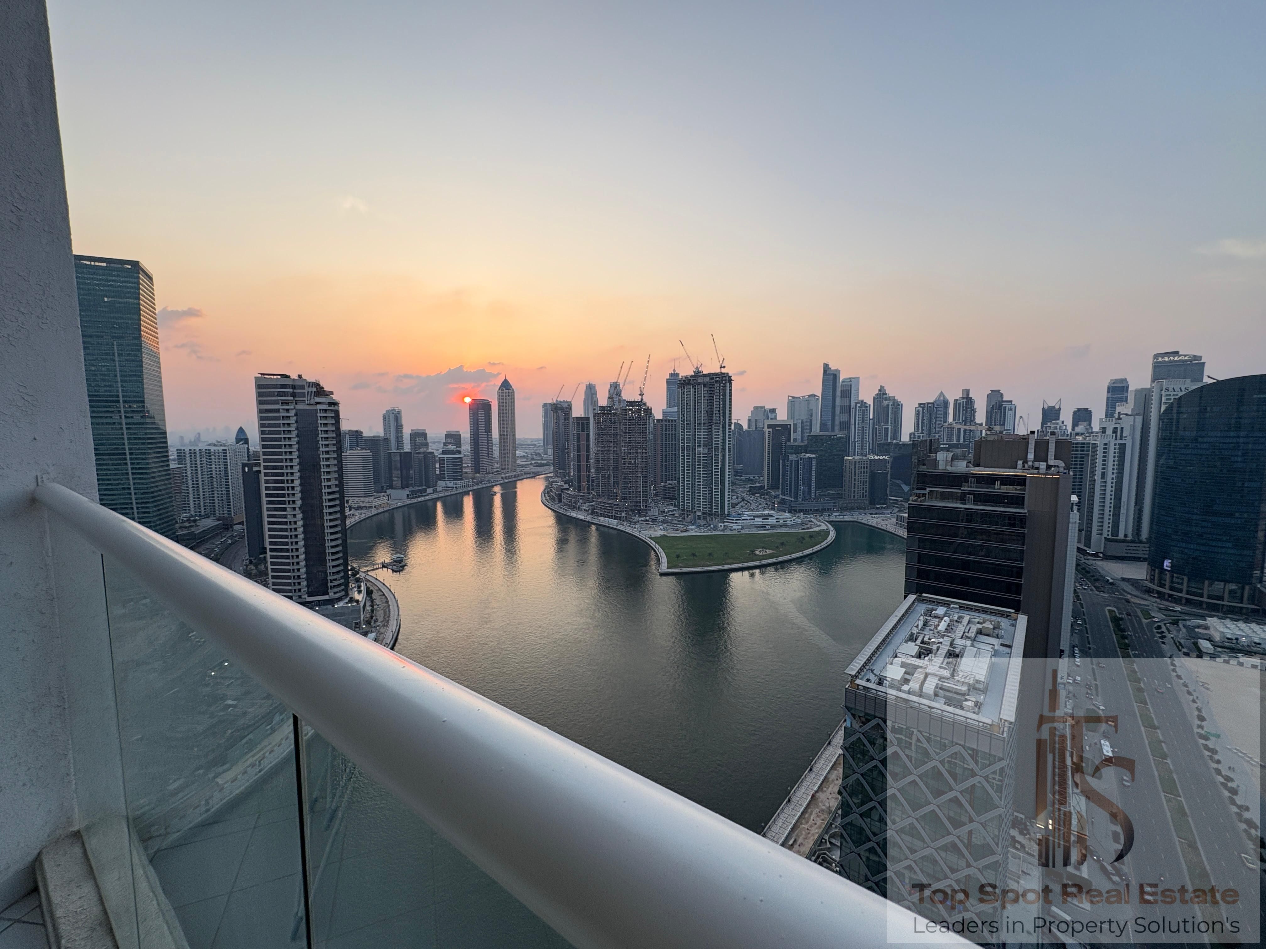 Fully Furnished | High Floor | Canal View