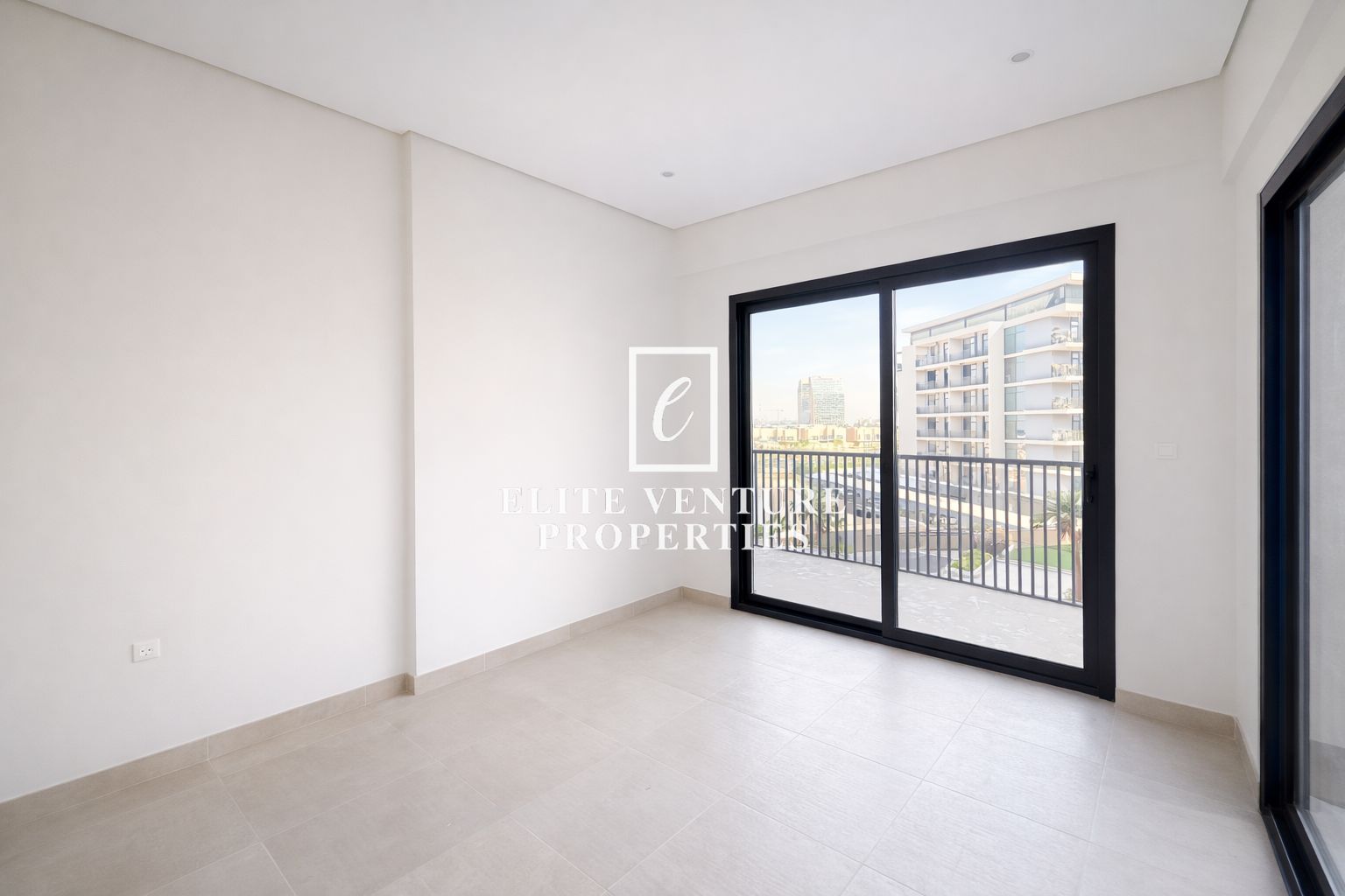 ELEGANT 2BHK | SPACIOUS | PRIME LOCATION