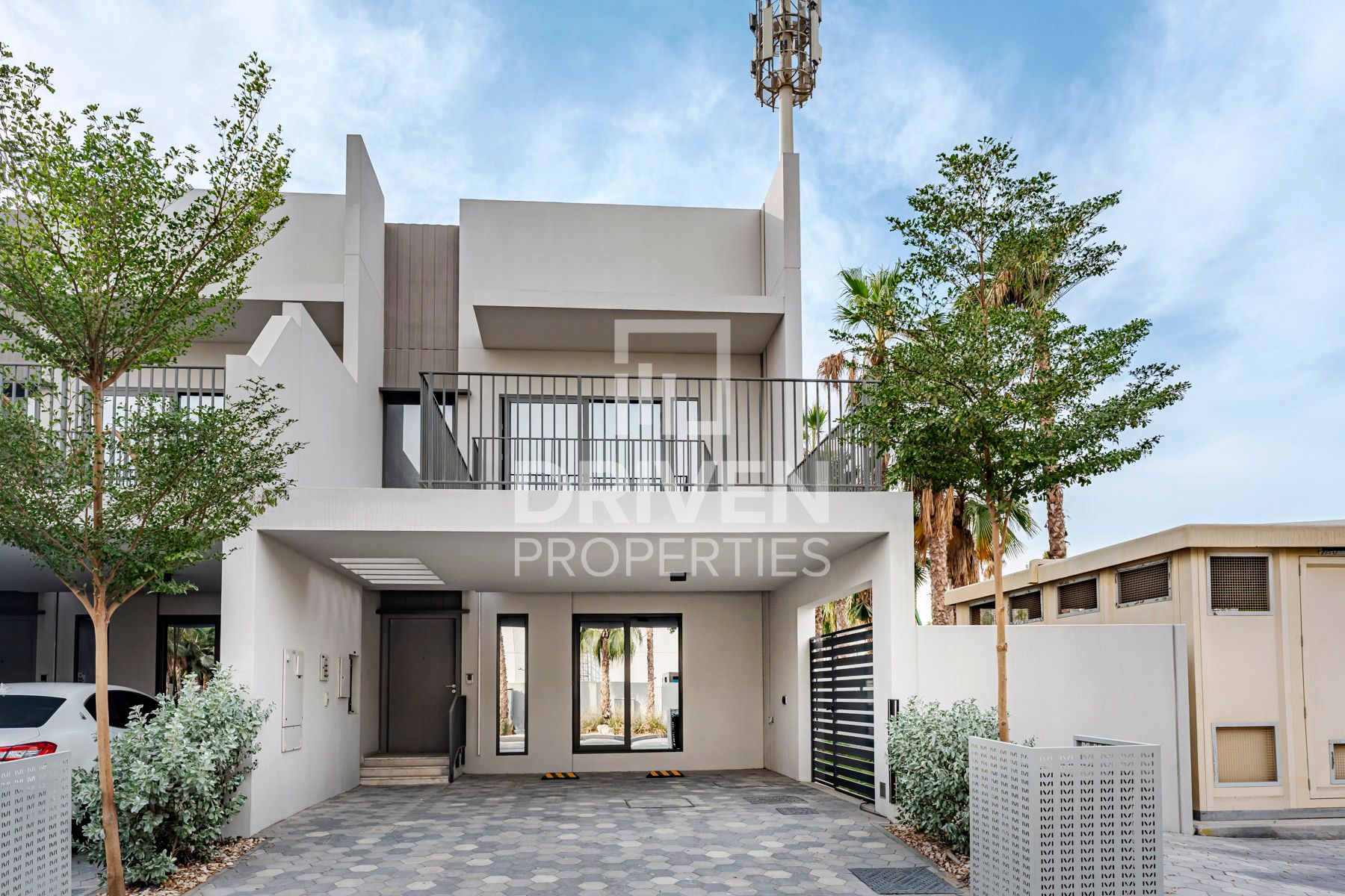 Corner Unit | Close to Park | Ready to Move in