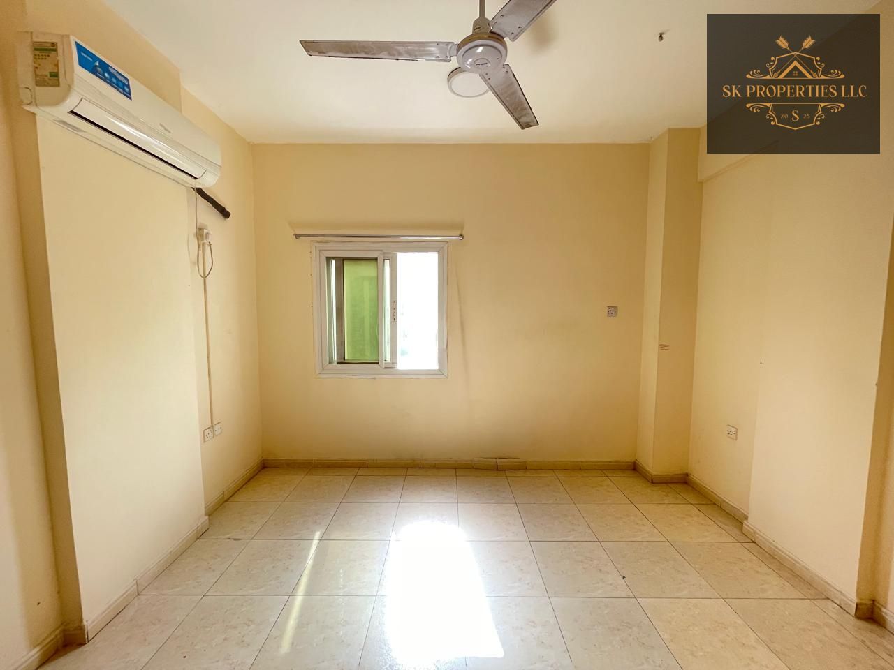 Spacious Unfurnished 1 BHK with Balcony for Rent | 800 Sqft | Prime Location | Muwaileh – Sharjah