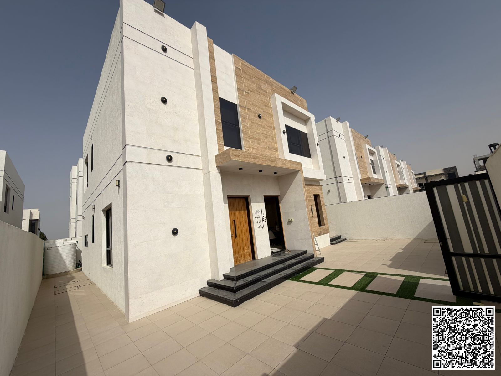5-Bedroom Villa for Rent in Al Zahiyah, 4 Payments