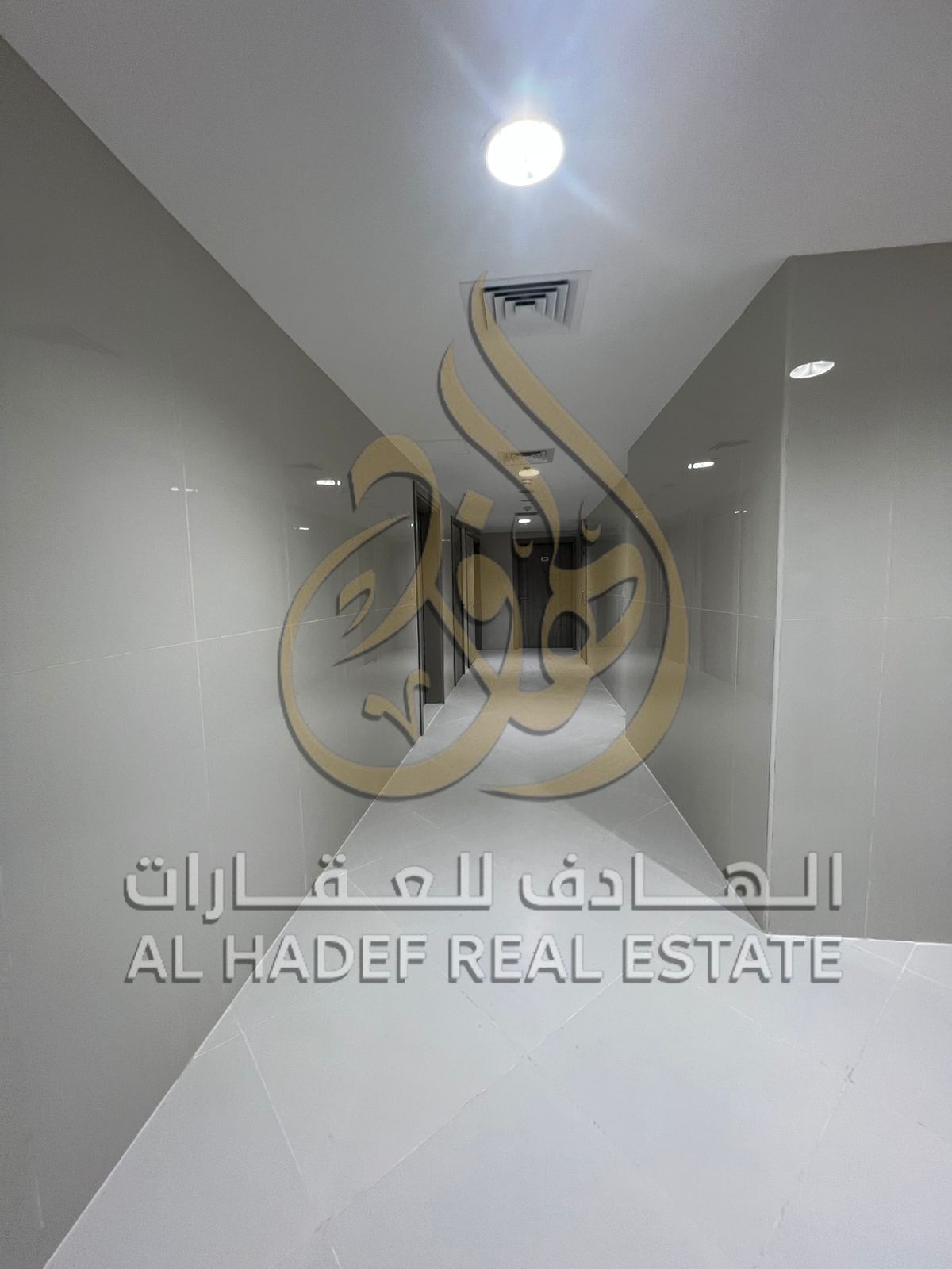 For Rent – First Tenant Al Qulayaa – Prime Location Near All Services 1 Bedroom Apartment with Balcony in a modern building, great opportunity