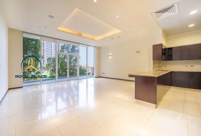 Luxury 1BR | Full Sea View | Prime Living