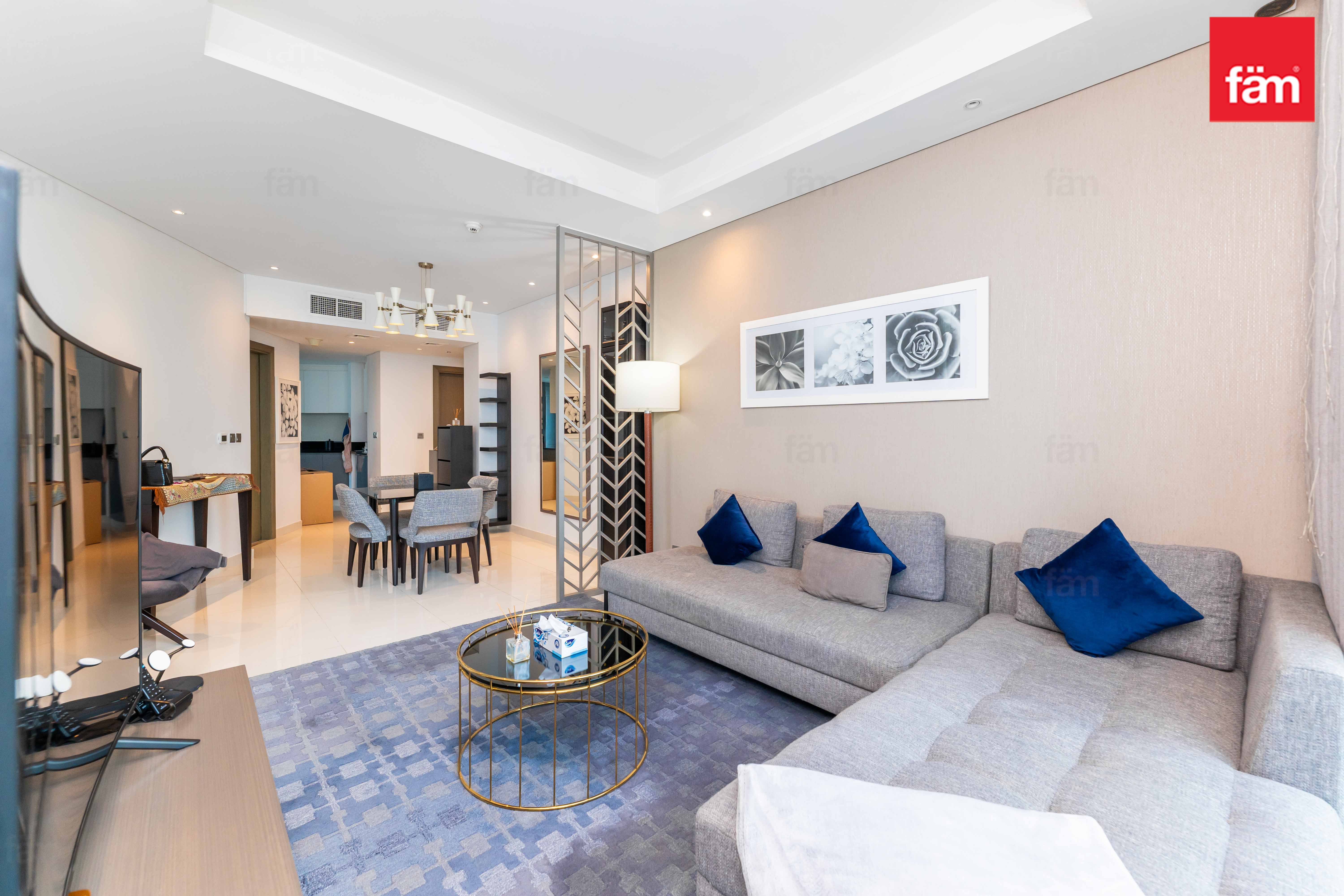 Damac Prive 1br W/ Burj Khalifa & Canal View