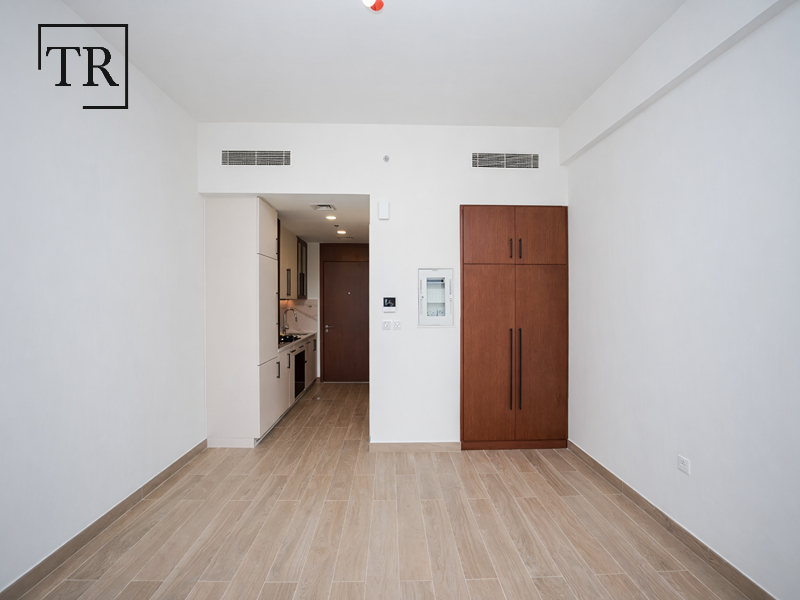 Brand New | Ready to Move | Well Planned Layout