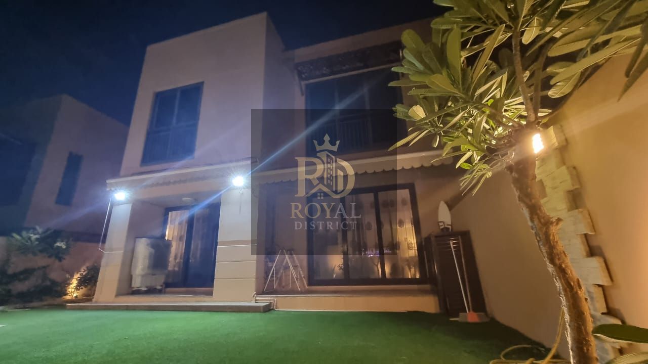 HOT DEAL | SUPER LUXURY 4-BR CORNER TOWNHOUSE | PRIME LOCATION