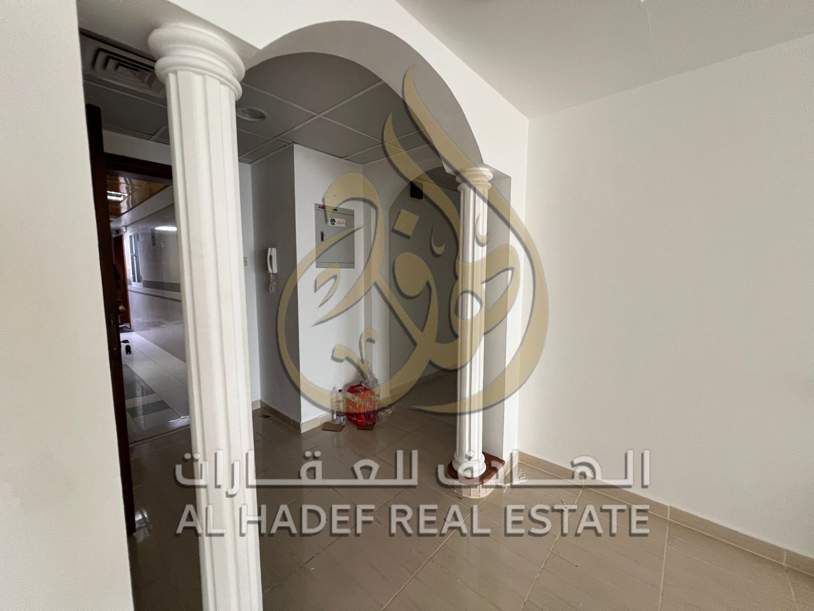 Apartment in Al Taawun – 3 bedrooms and a living room + gym, swimming pool, and air conditioning (owner included), near Dubai exit