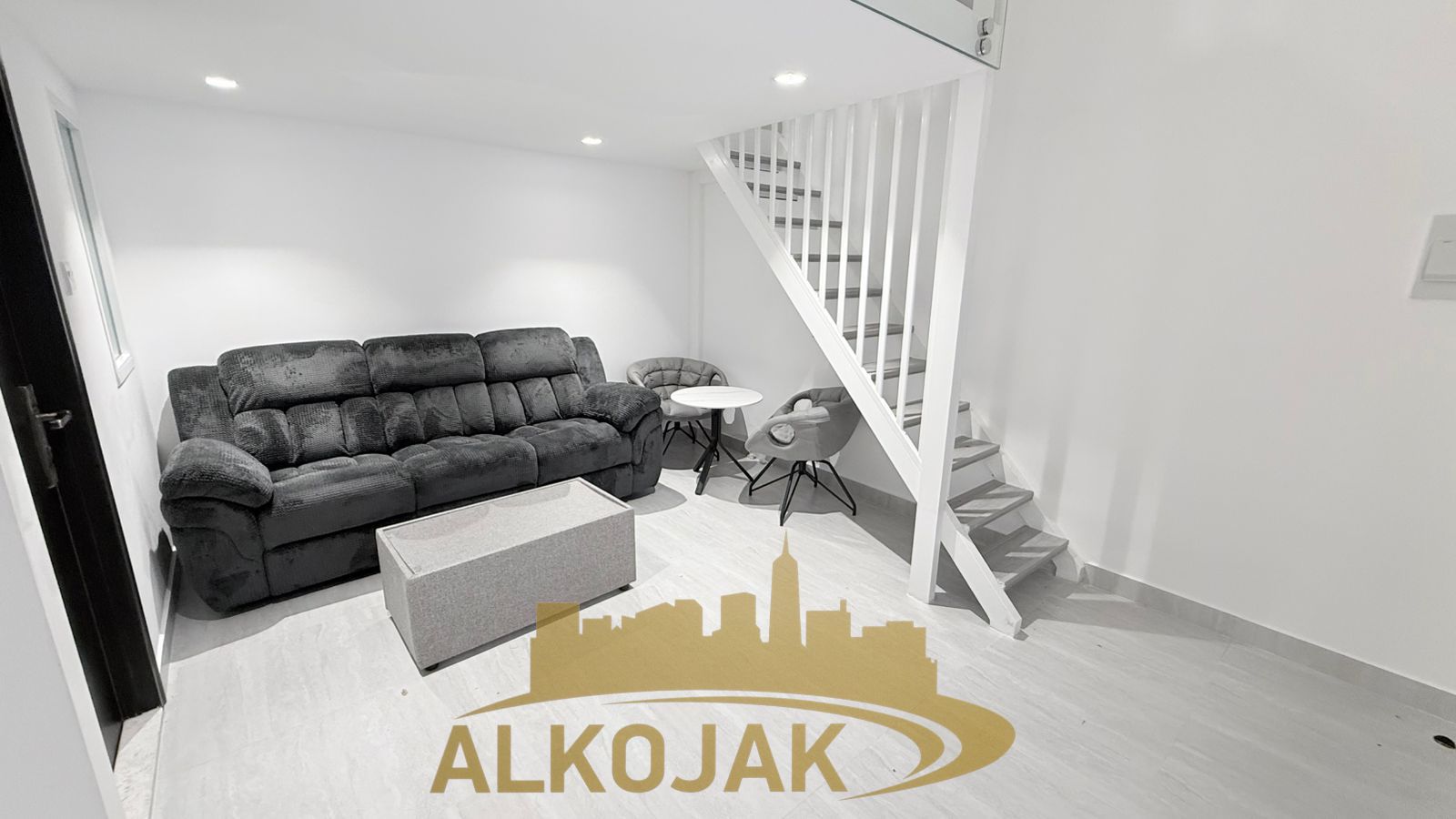 Stylish & Modern Studio Apartment In Zafaranah/ Monthly 6499/-AED