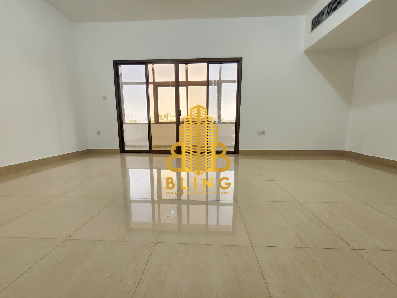 Splendid 2BHK With Spacious Saloon & Closed Kitchen