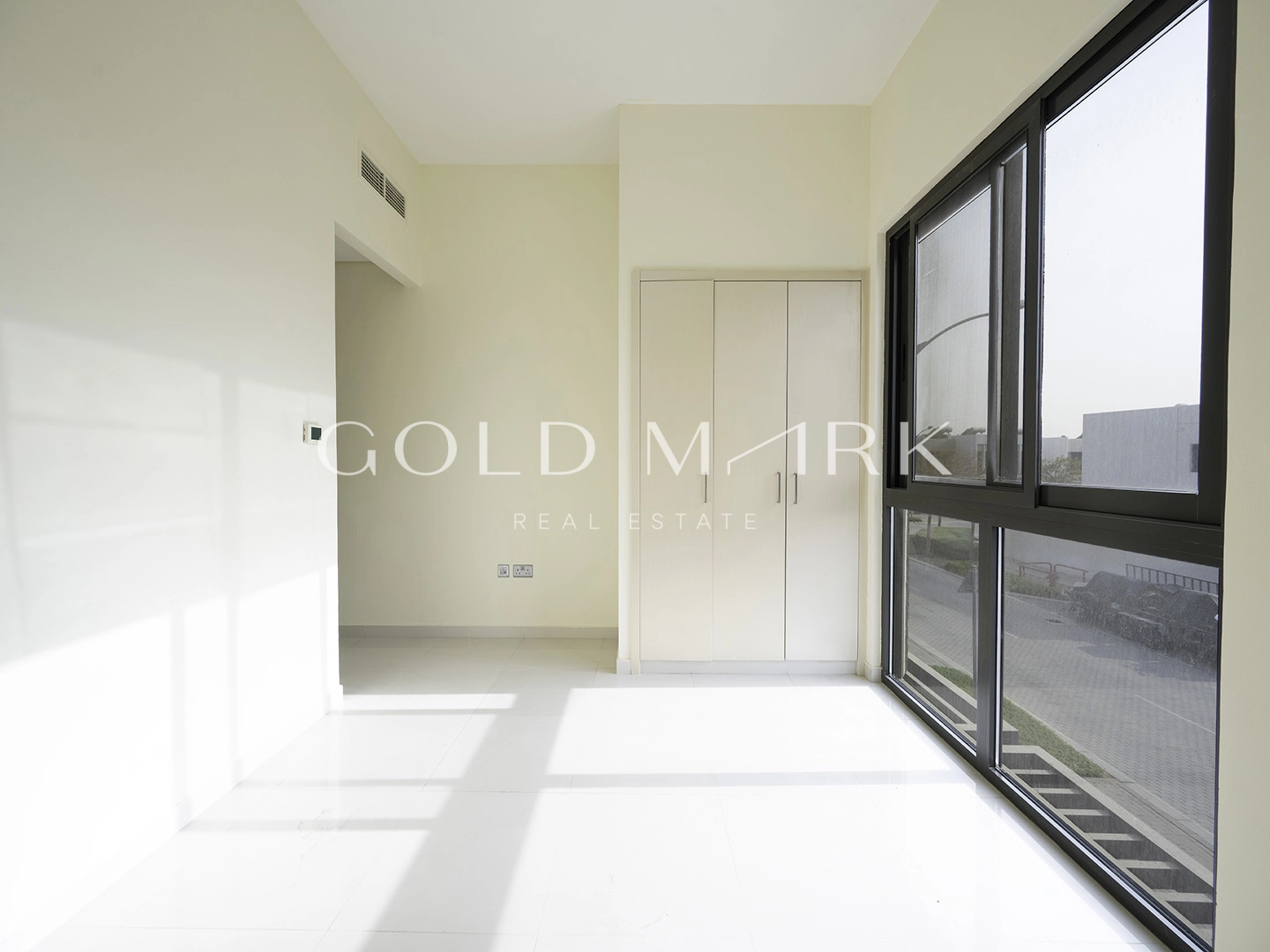 Landscaped | Vacant | Spacious