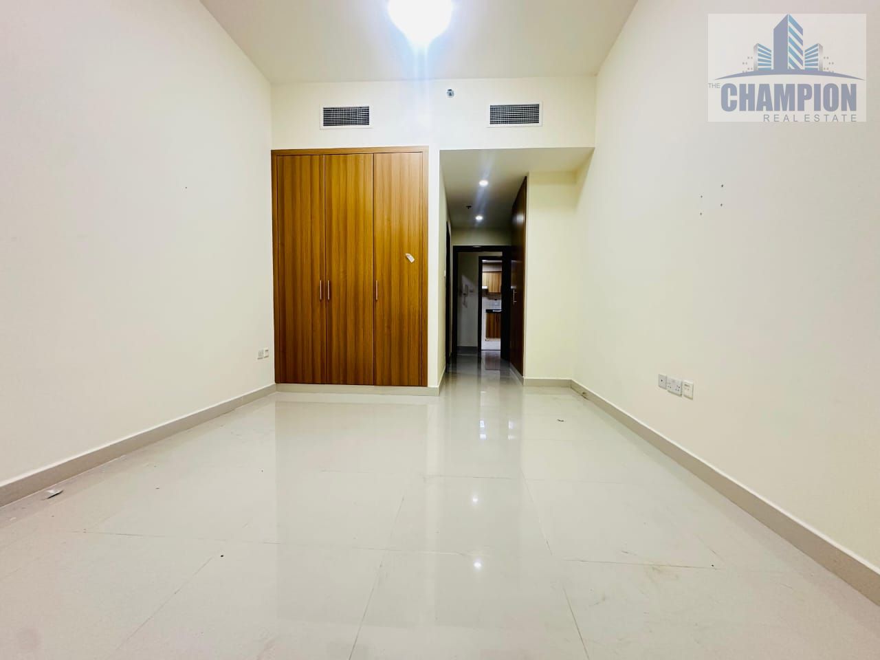 Spacious 2BHK Available Near Mosque | Open & Bright