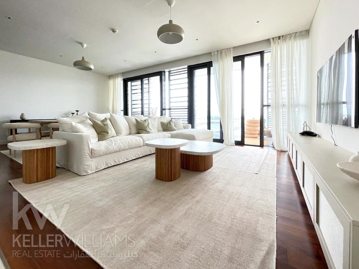 Lovely Furnished 3BR+Maid's community View