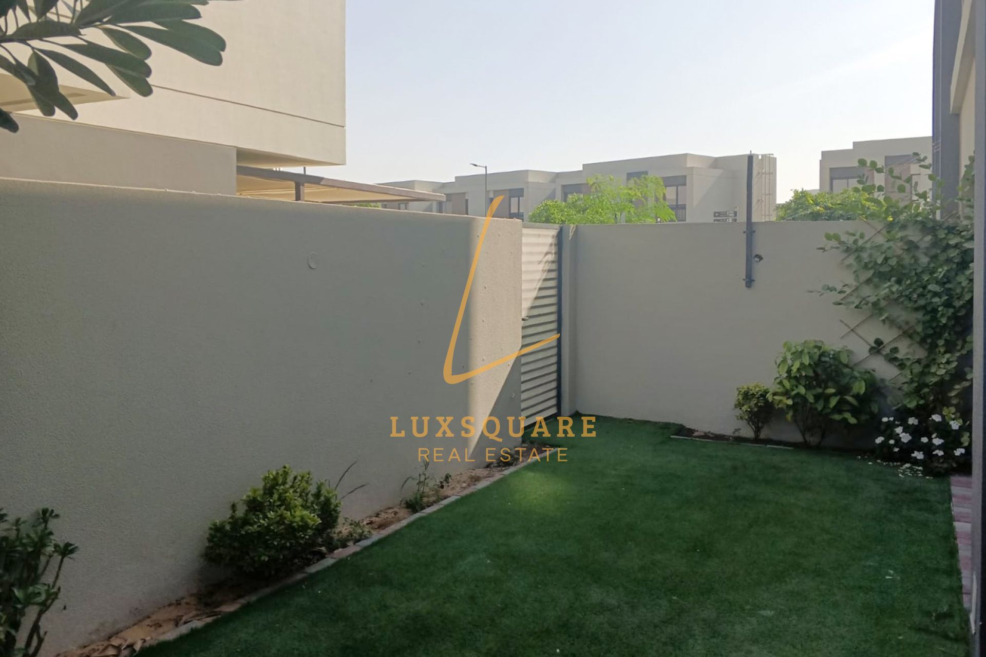 Huge 2BR Villa I Prime Location I Private Garden