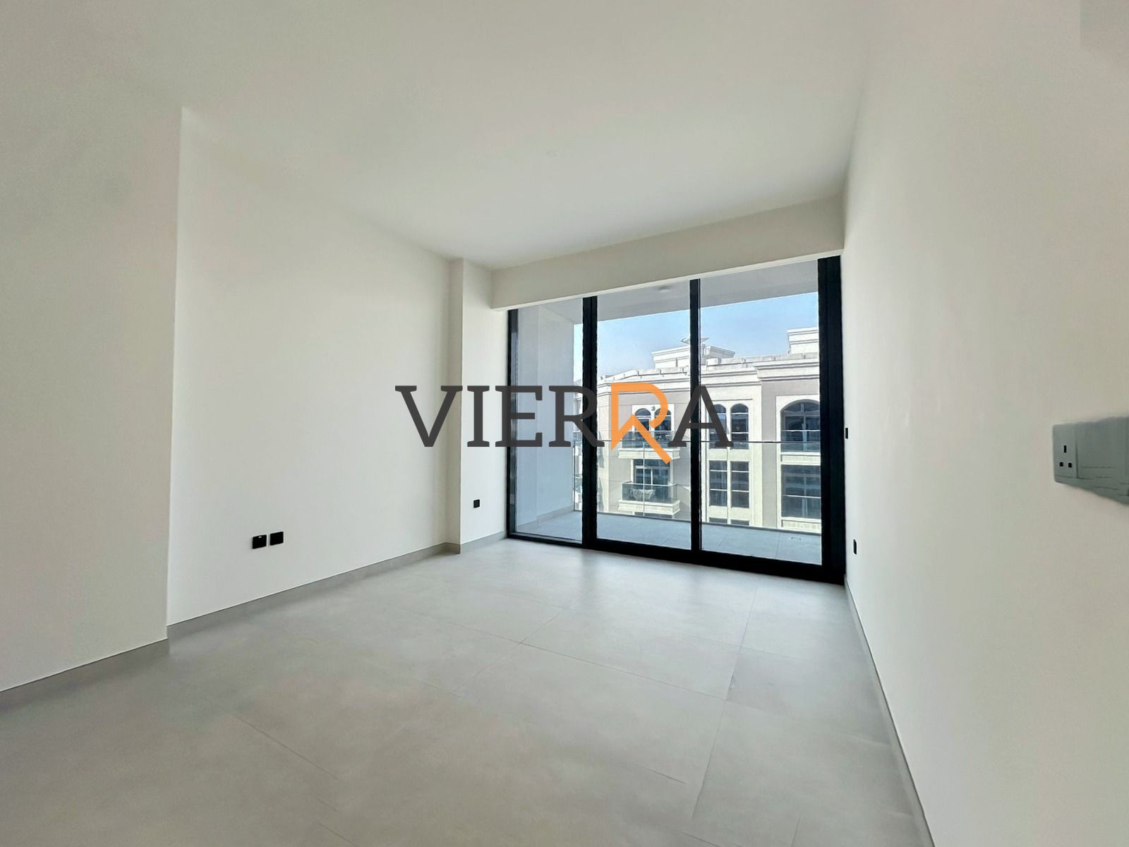 Spacious Layout | Brand New | Elegant De...