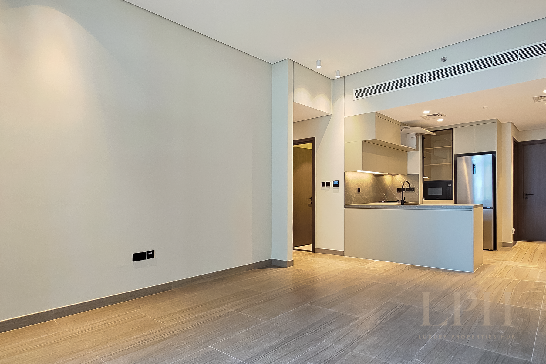 Big Layout | Best View | Flexible Cheques