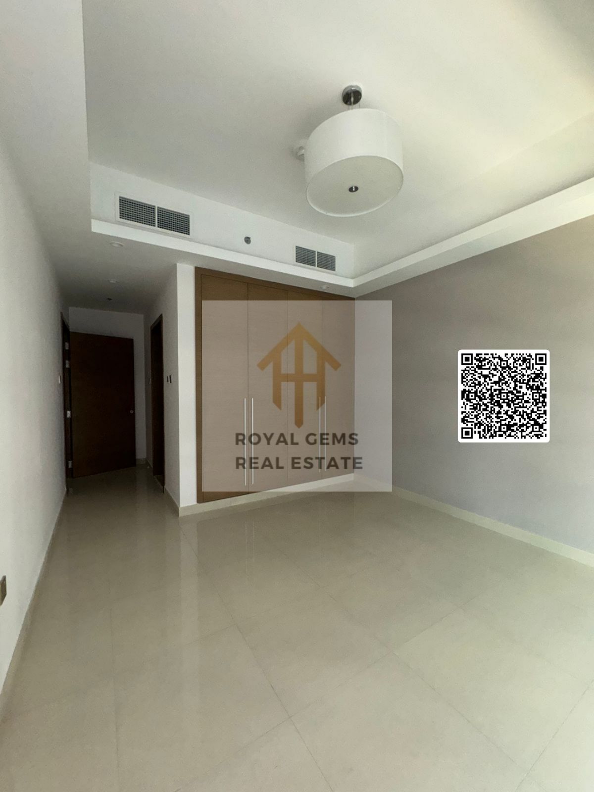 Large 2-BHK for Sale | Empty Flat with Structured Payment Plan | Gulfa Towers