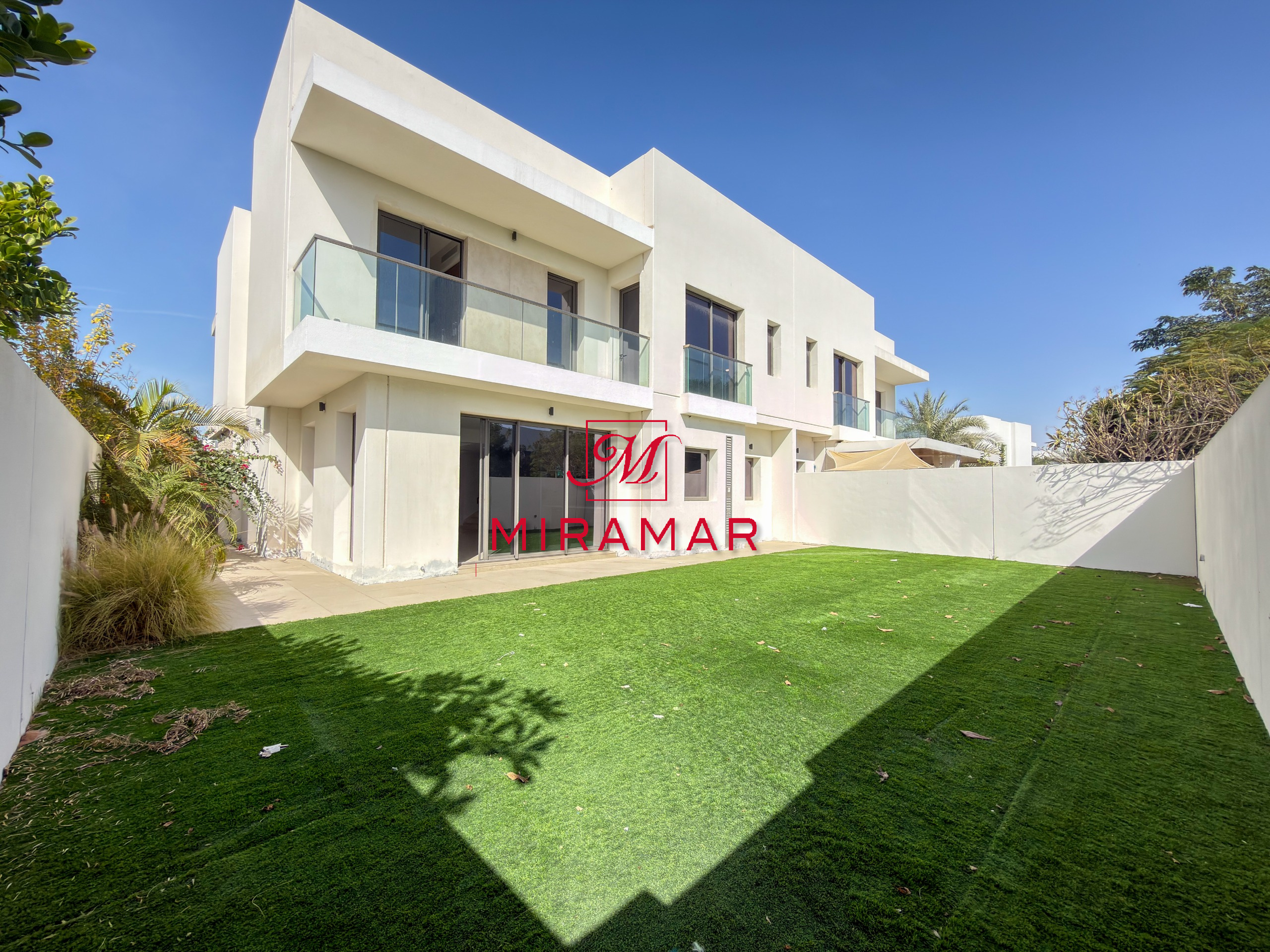Single Row Maid Room Landscaped Overlooking Garden