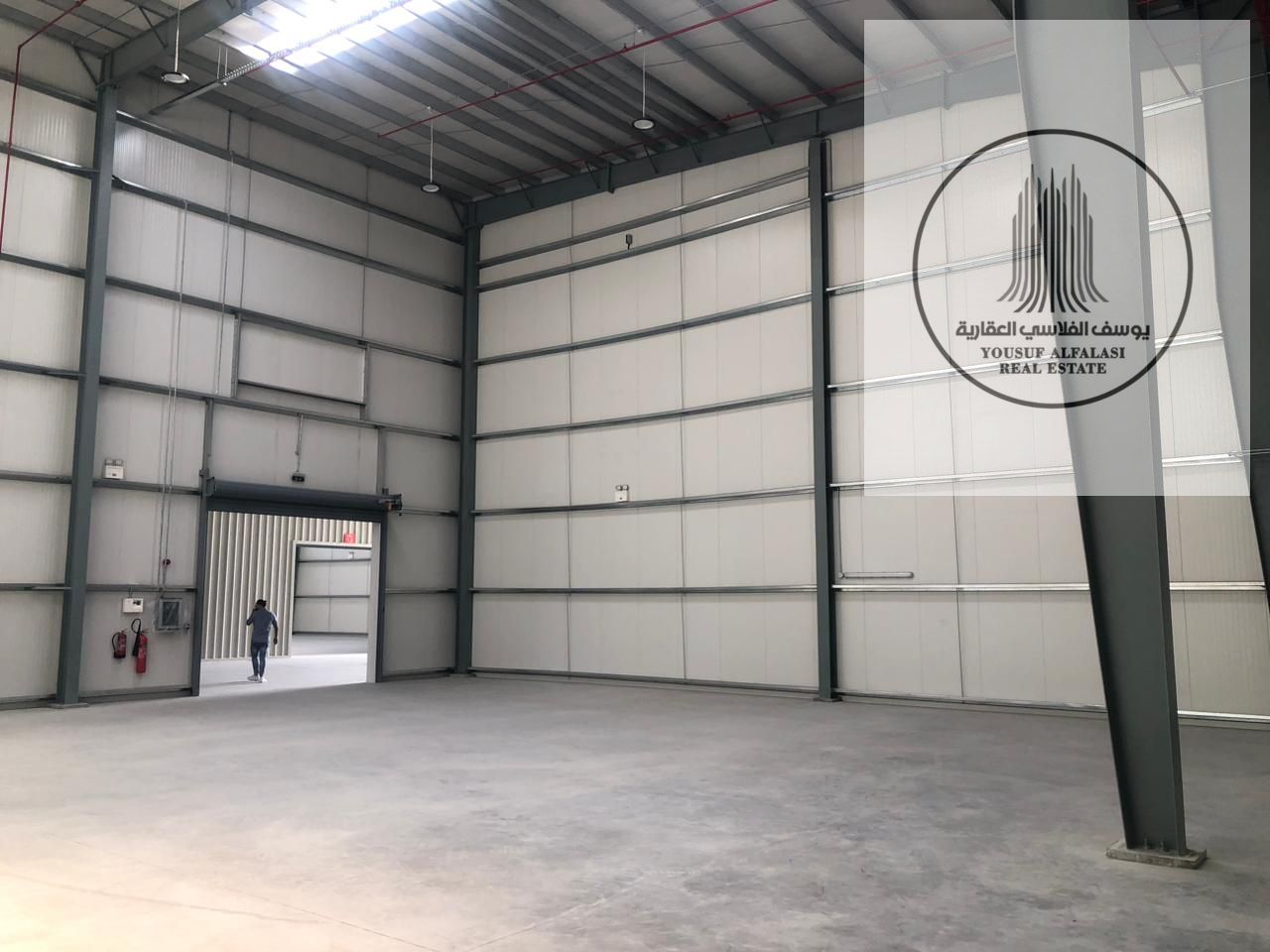 Brand new first-tenant 3100 sqft warehouse Al Sajaa Industrial 17 kw with office & bathroom