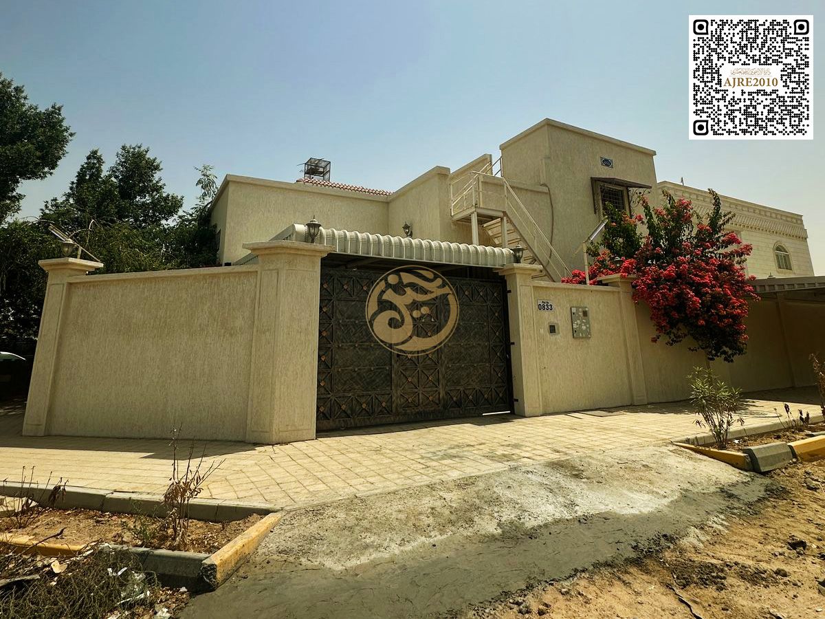 Corner 3BR Villa | Shaded Parking | Prime Spot | Freehold