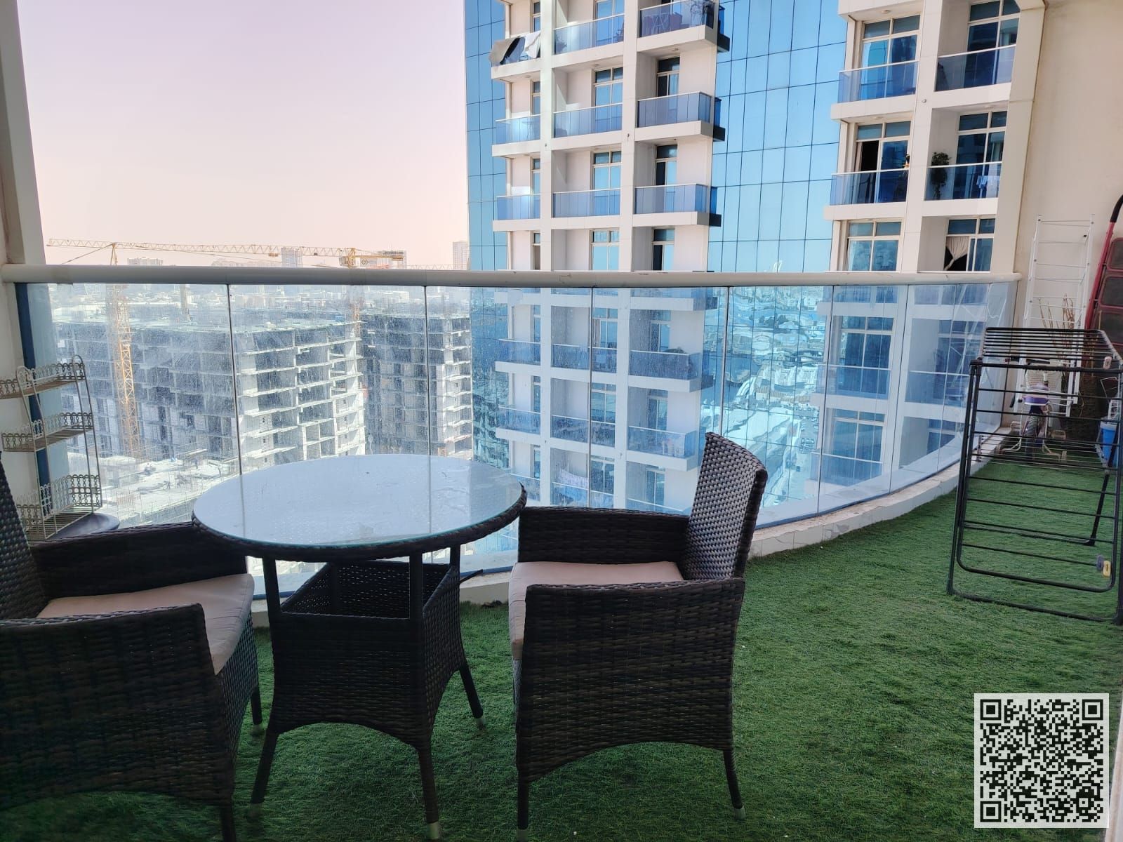 The most luxurious and elegant apartment with a breathtaking sea view, a fully furnished one-bedroom apartment with brand new, high-end furnishings, a