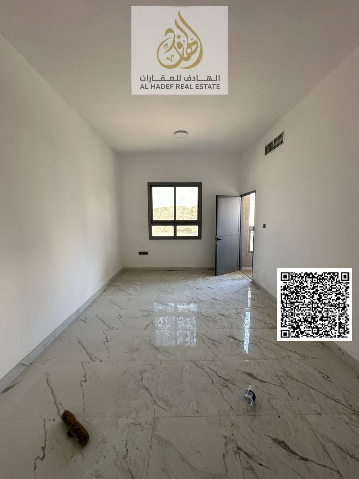 One-bedroom apartment, first occupancy, in Al Jurf 3. Two bathrooms, master bedroom with built-in wardrobes and balcony. Excellent size. Price: AED 33