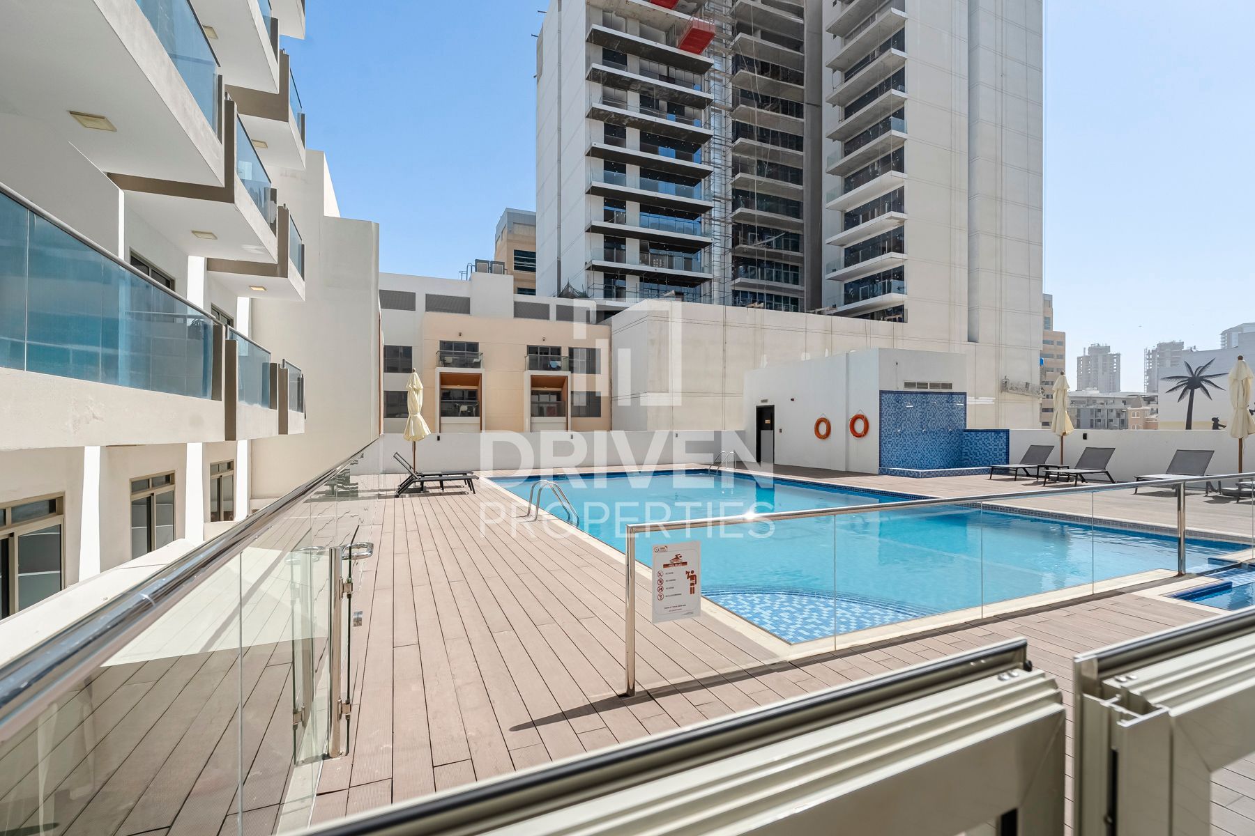 Low Floor | Fully Furnished | Investors Deal