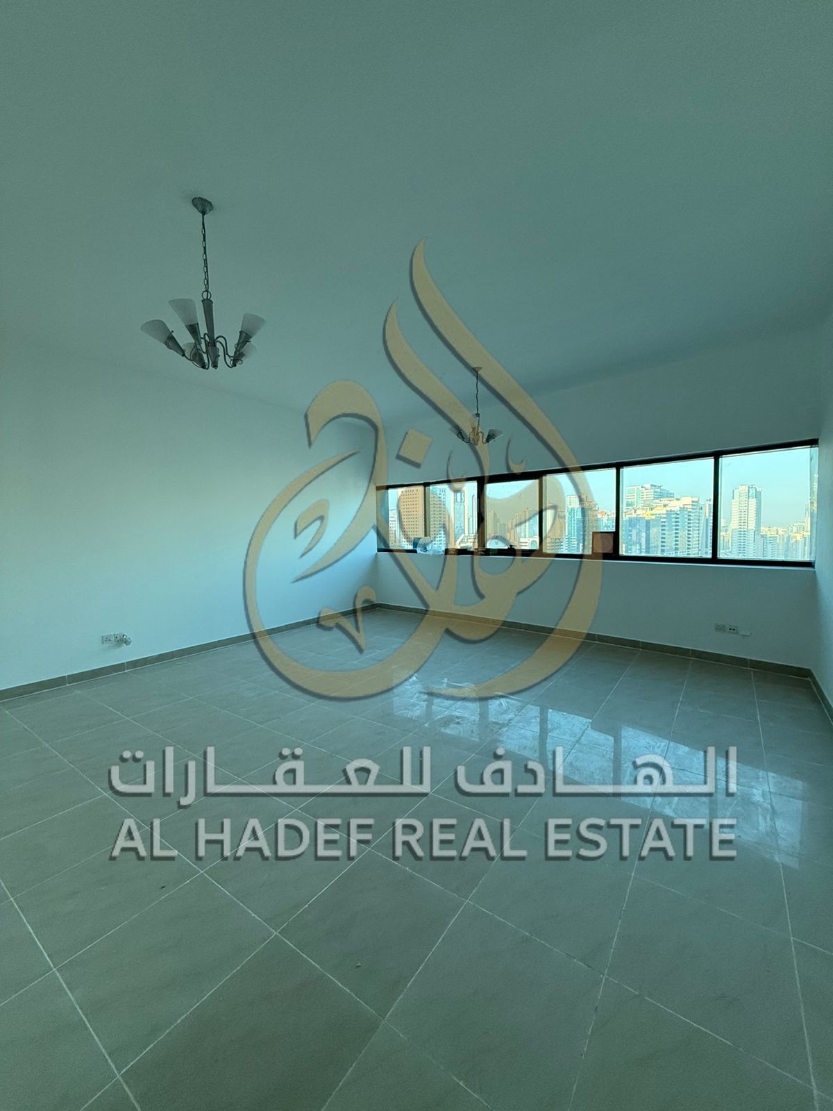 Free parking || Spacious areas || Direct Dubai access || Full services || Family accommodation