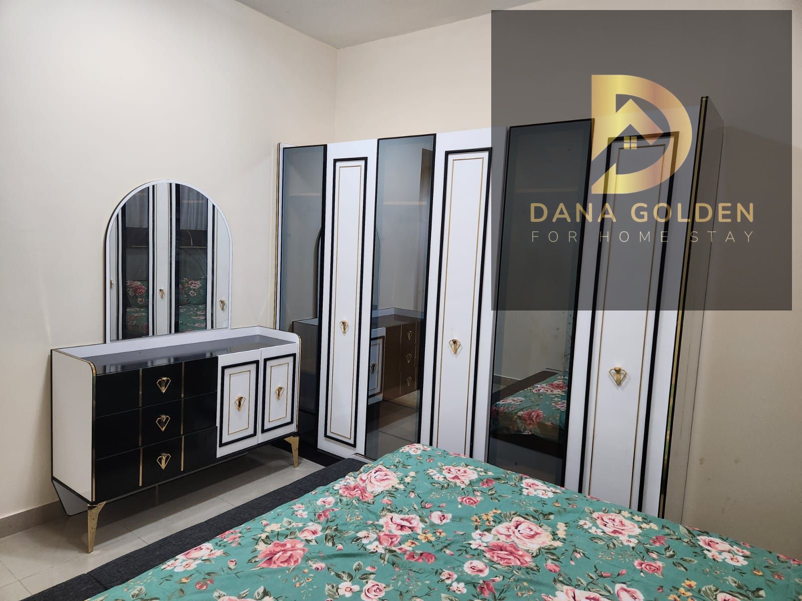Welcome to Dana Golden Hoodie Homes Real Estate LLC Payment Details: AED 6,500 Apartment Details 2 Bedrooms and Living Room Balcony 3 Bathrooms .