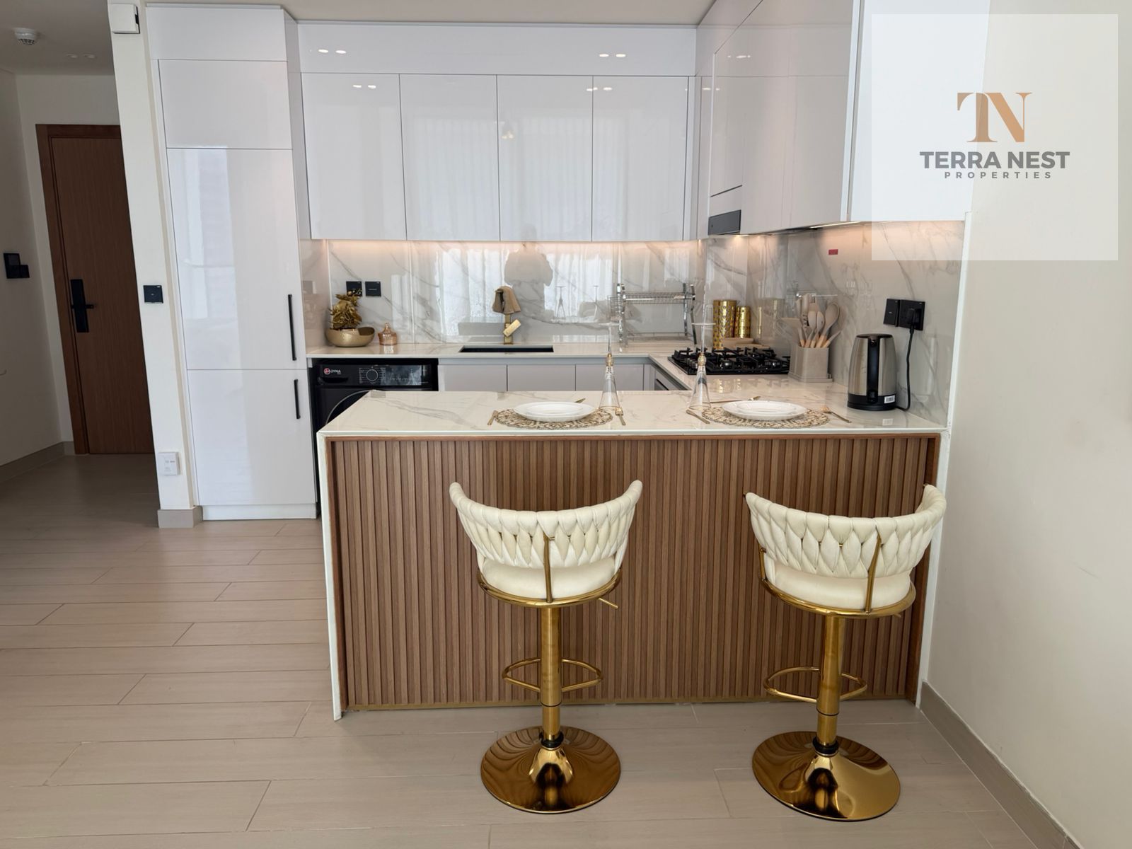 MODERN 1 BR | FLEXIBLE CHEQUES | PREMIUM FINISHES | SPACIOUS UNIT