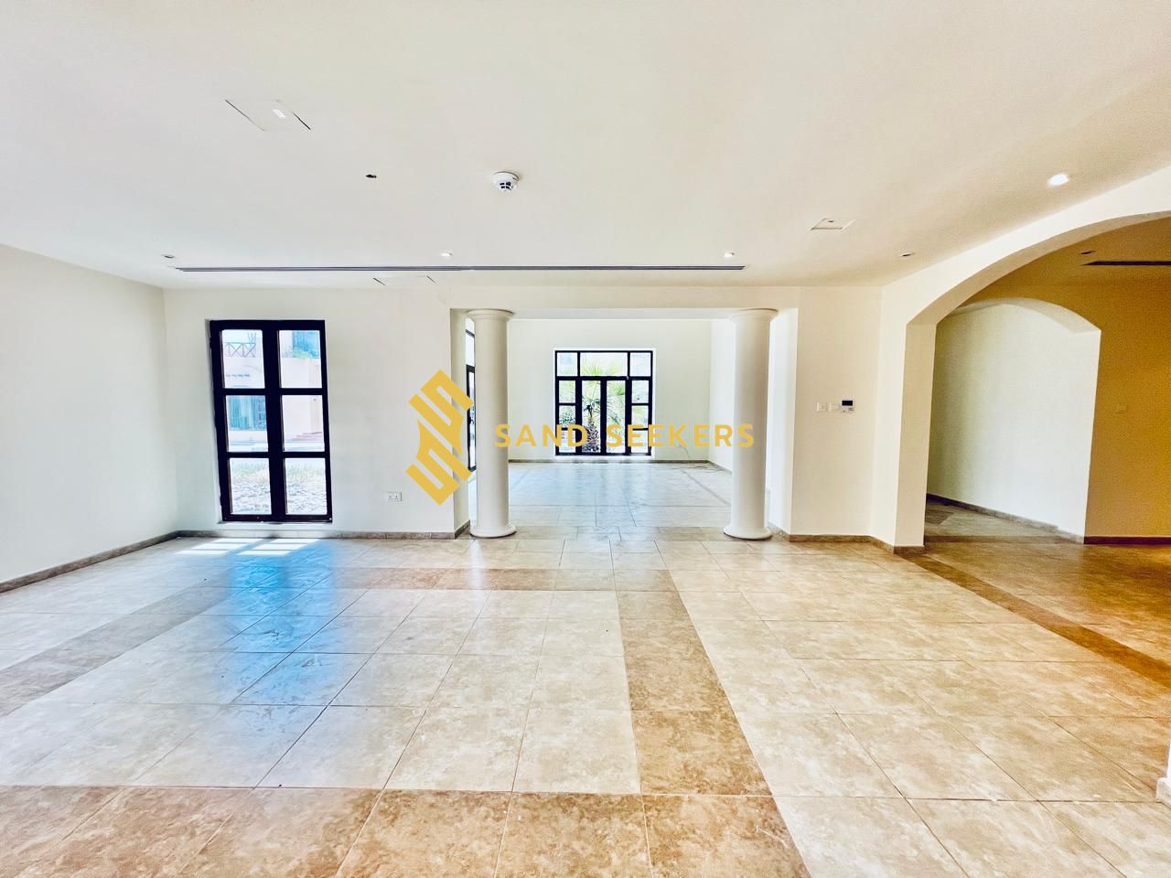 Beautiful 5 Bedroom Villa | Ready | Schedule a Viewing