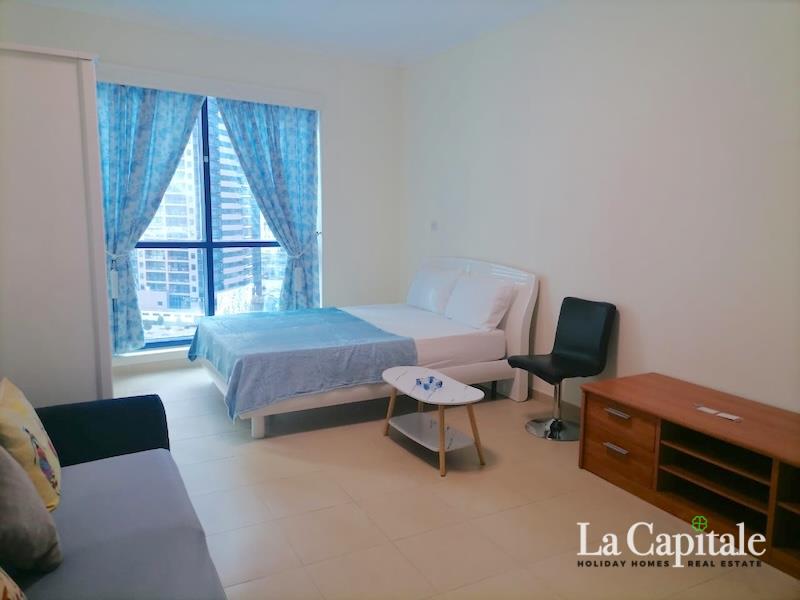 CHILLER INCLUDED | LAKE VIEW | NEAR METRO
