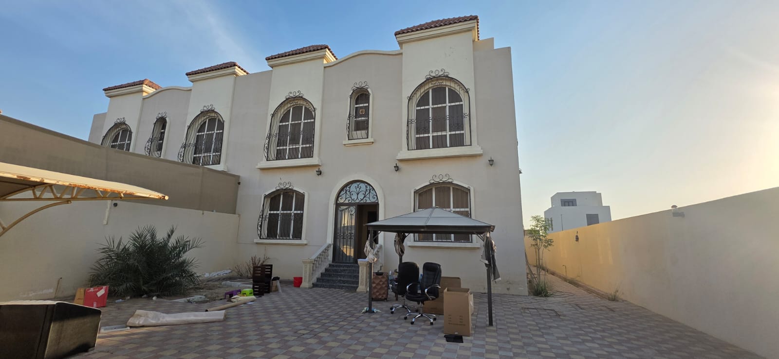 ***SPACIOUS 3Bhk Duplex Villa in Al Hoshi area***