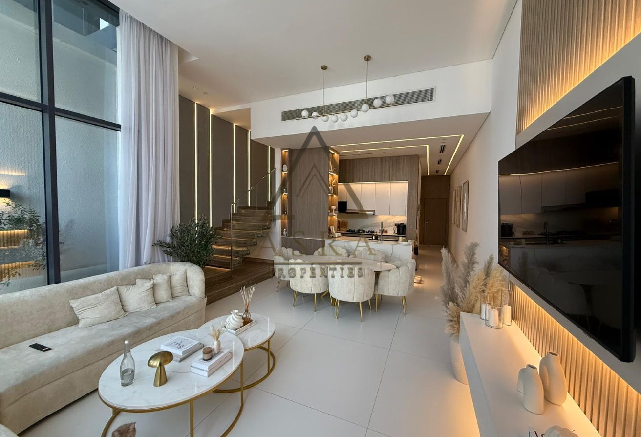 Elegant 4 Bedroom Villa | Modern Living | Exclusive | La Perla Homes
