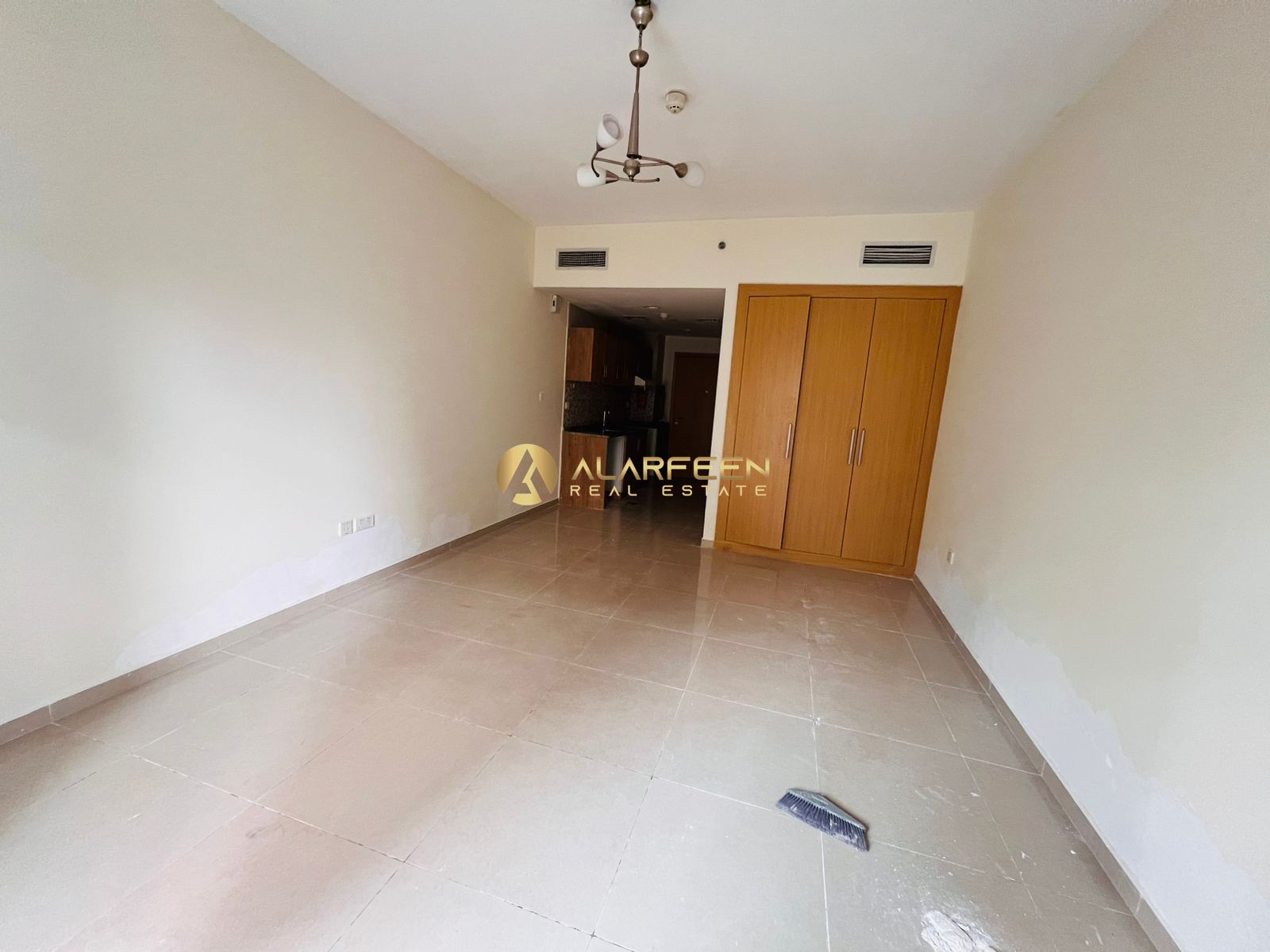 Road Facing | Spacious | Prime Location
