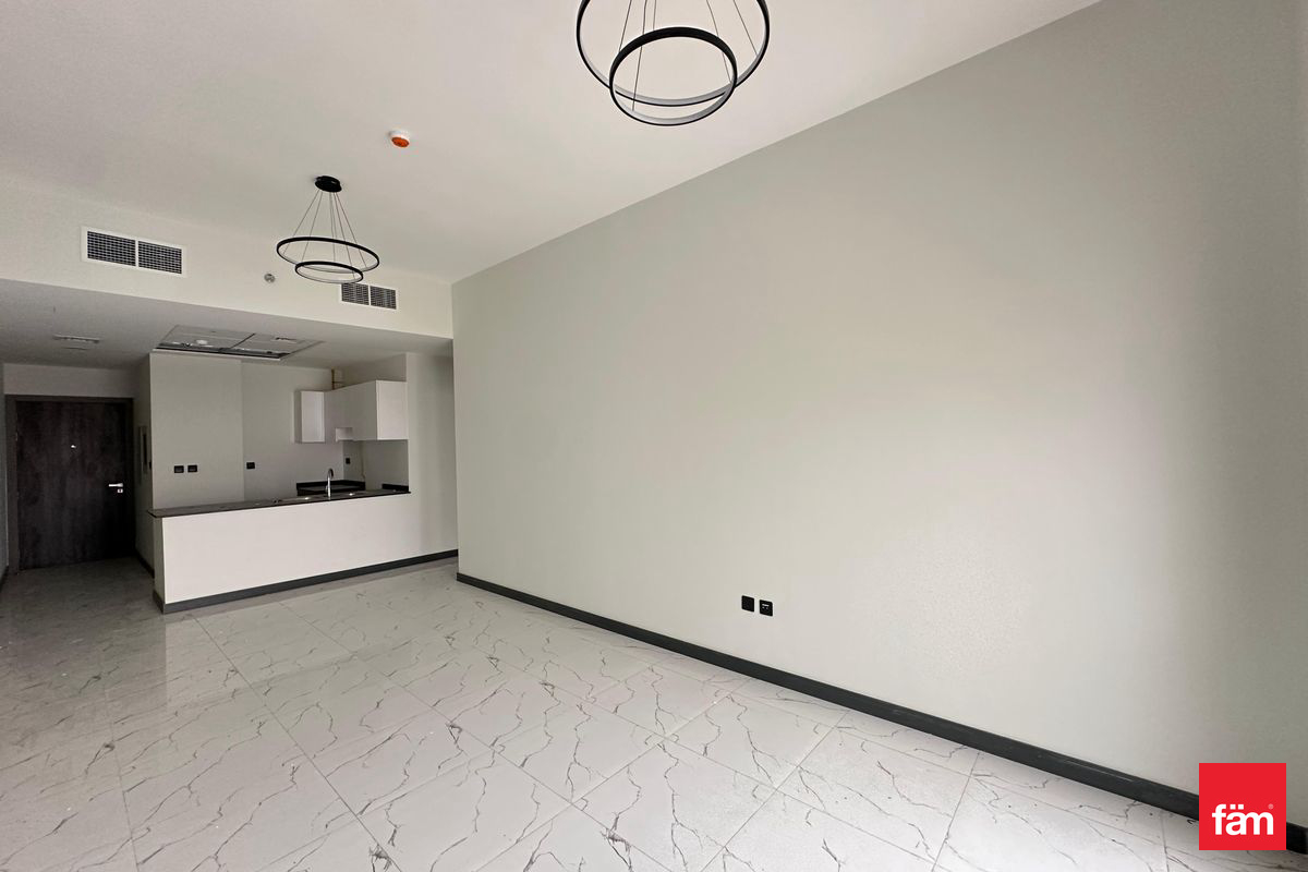 Spacious 2 Bedroom | Pool View | Tower B