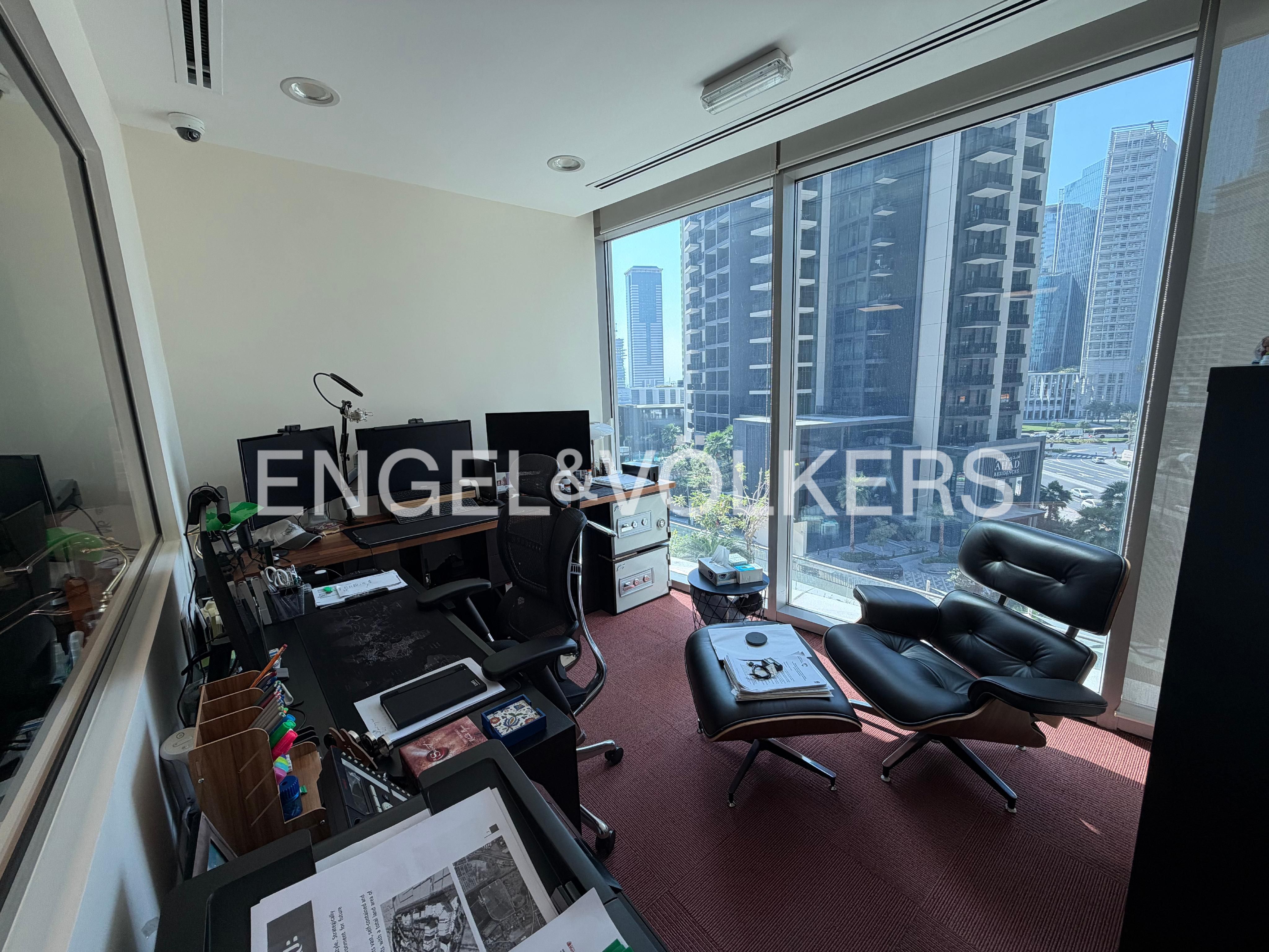 Prime Location| Fitted And Furnished | Prestigious