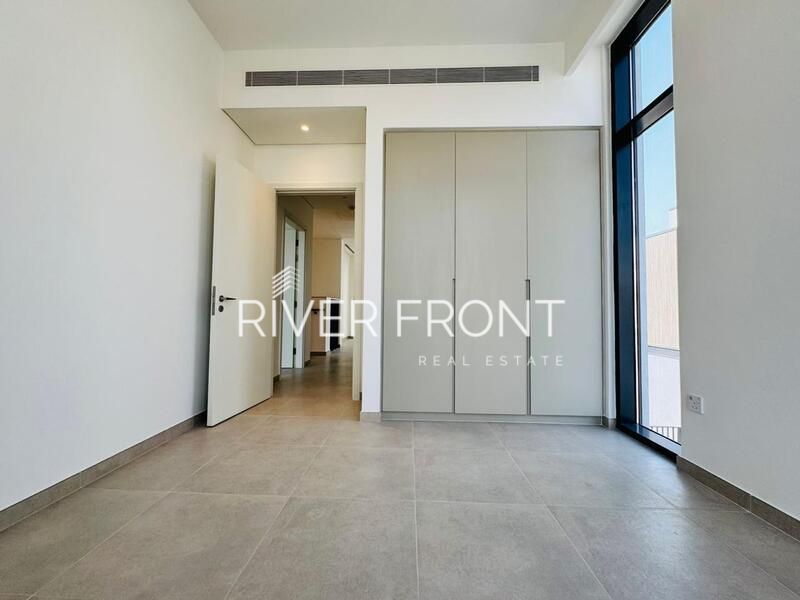Luxury Villa | Ready to Move | Green Belt