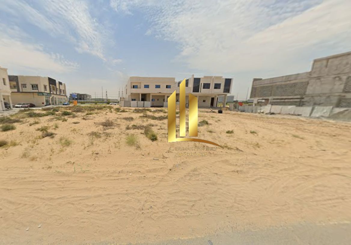 Commercial land for sale in Al-Hawshi (6006 sq. ft) with an excellent location, front and back streets.