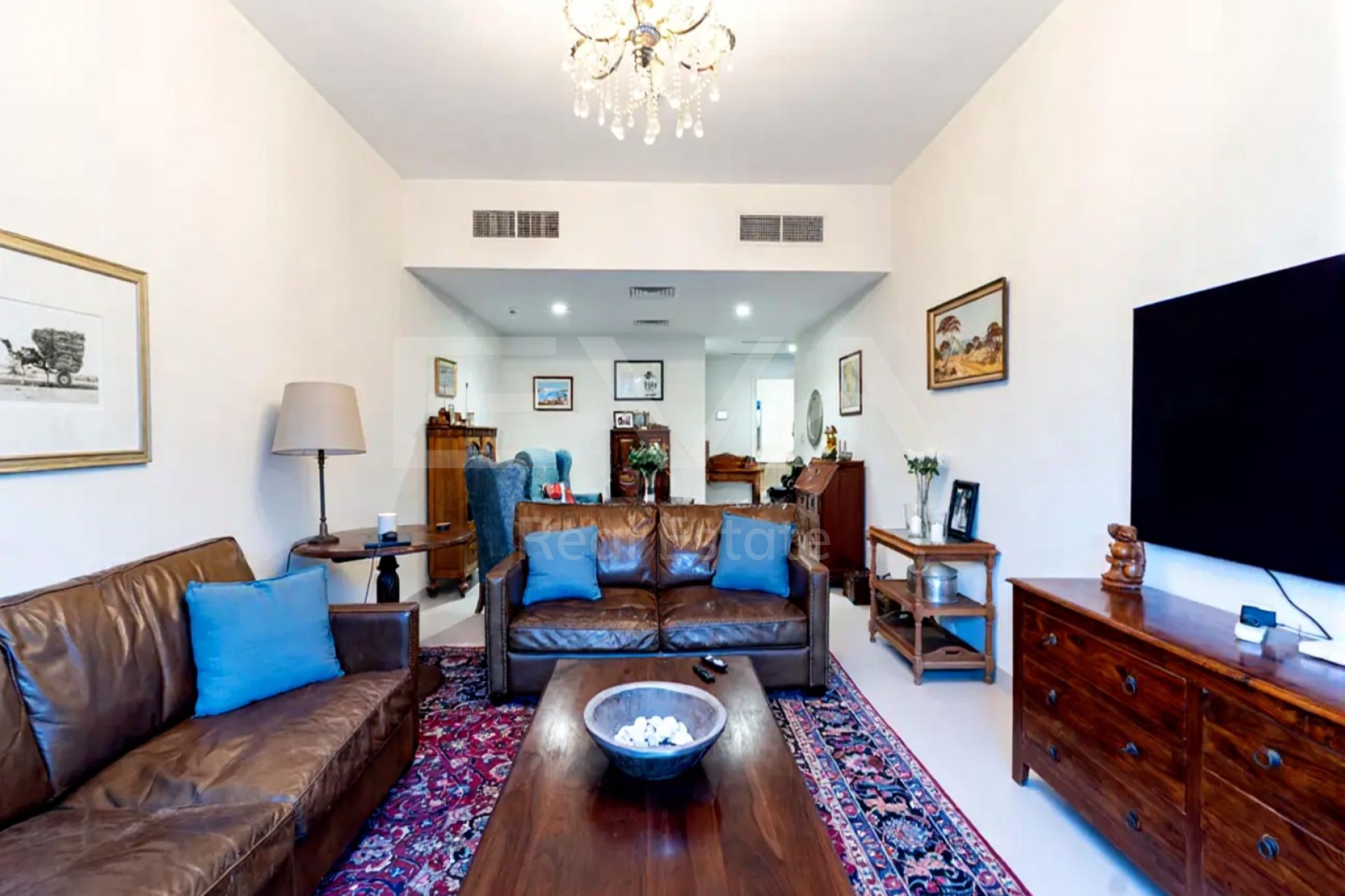 End Unit | Separate Closed Kitchen | Type B
